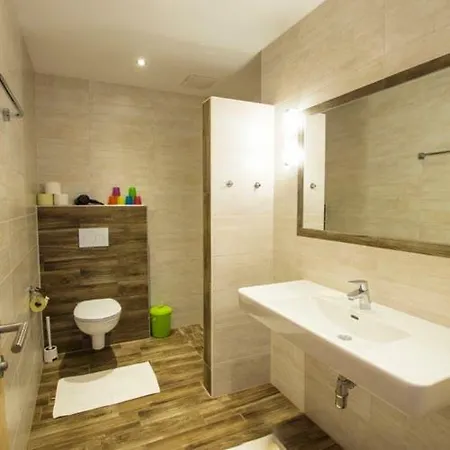 Гостевой дом Herzl Hof 3*