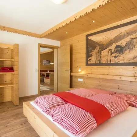 Herzl Hof Цельберг